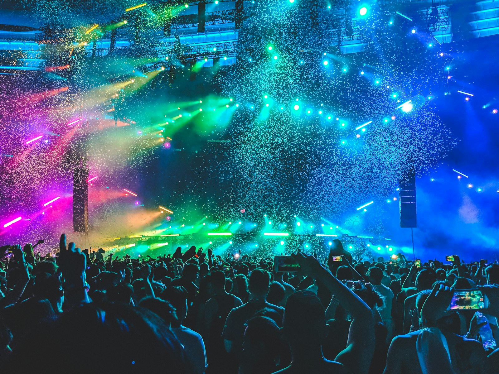 Live event stage lighting